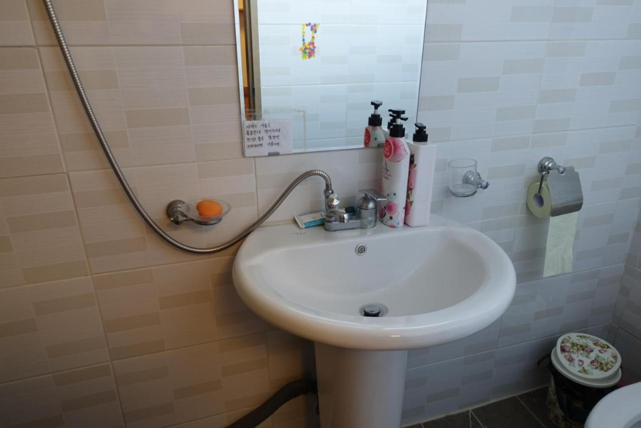Pongdang Guesthouse Čondžu Exteriér fotografie