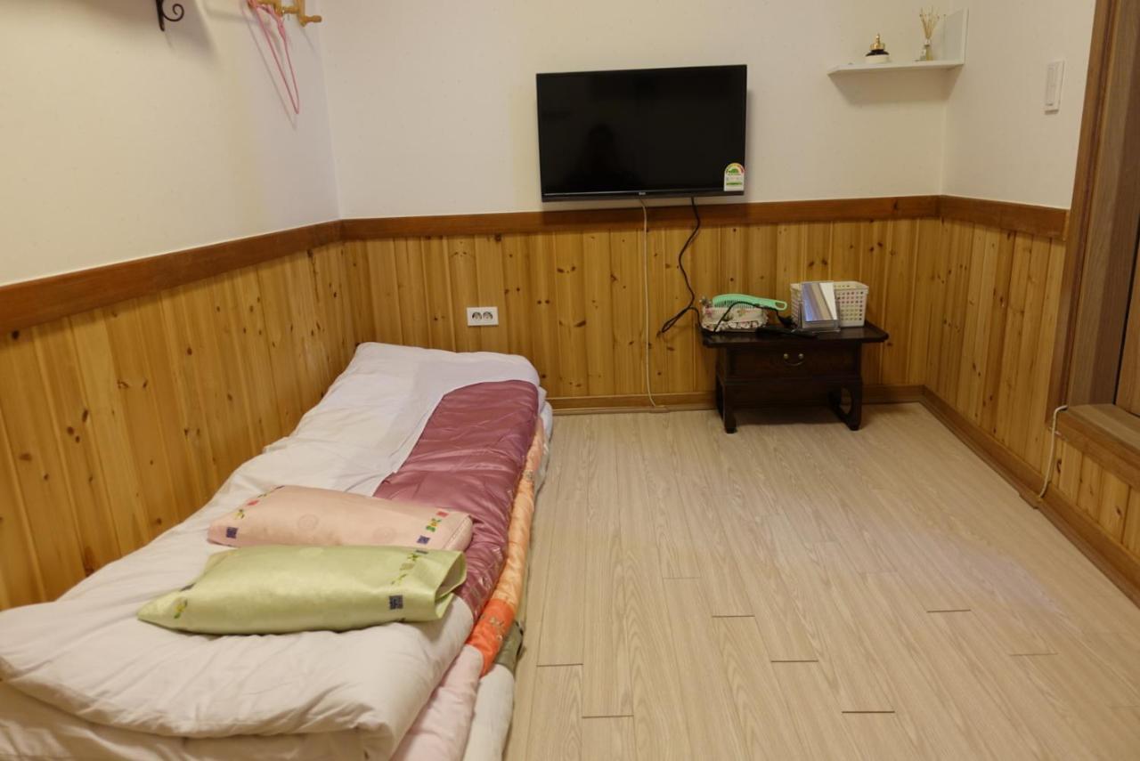 Pongdang Guesthouse Čondžu Exteriér fotografie